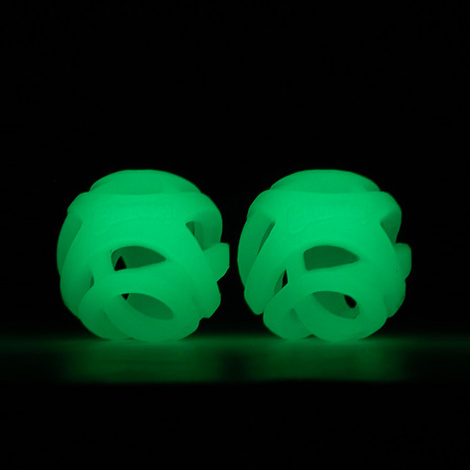 Pet Supplies Chuckit! Max Glow Air Fetch Piłka świecąca w ciemności zabawka dla psa small 5 cm 2 szt.